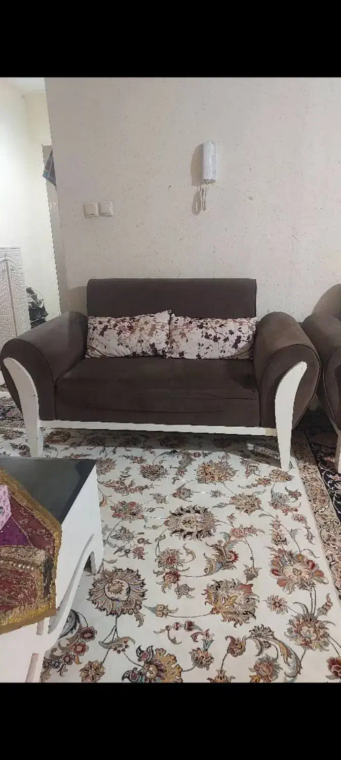 فروش وسایل منزل|مبلمان خانگی و میز عسلی|صدرا-فارس, فاز ۲|دیوار