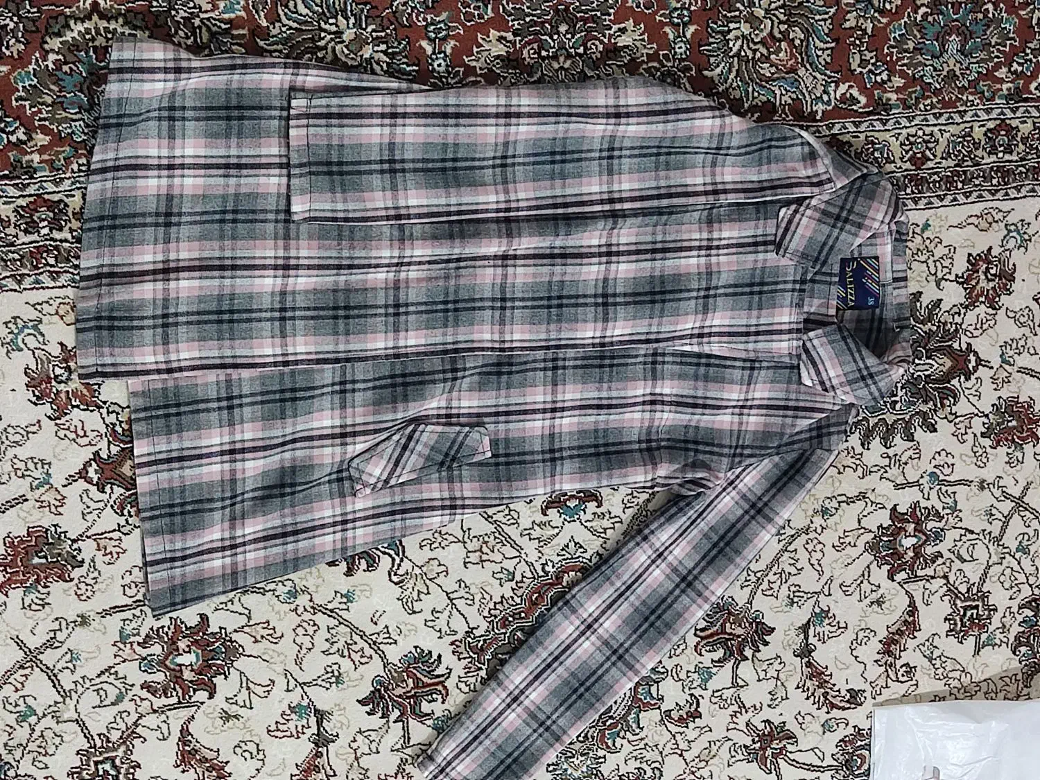 کاپشن|لباس|کرمانشاه, |دیوار