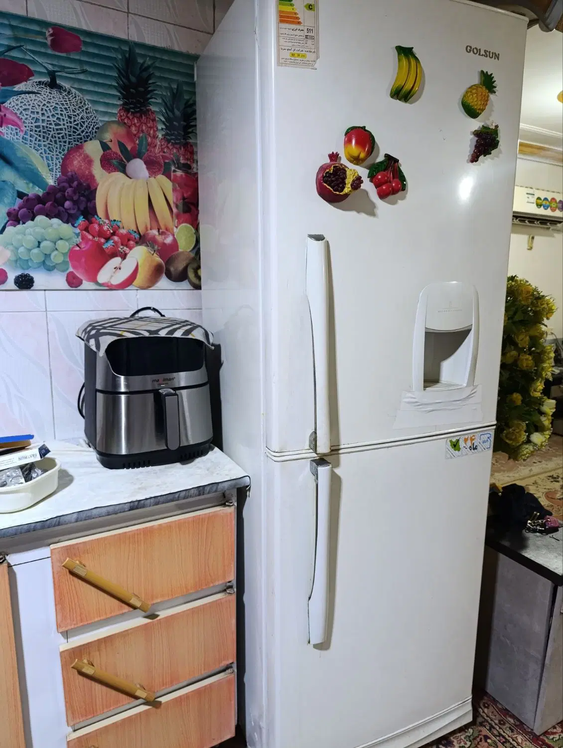 یخچال|یخچال و فریزر|خشت, |دیوار