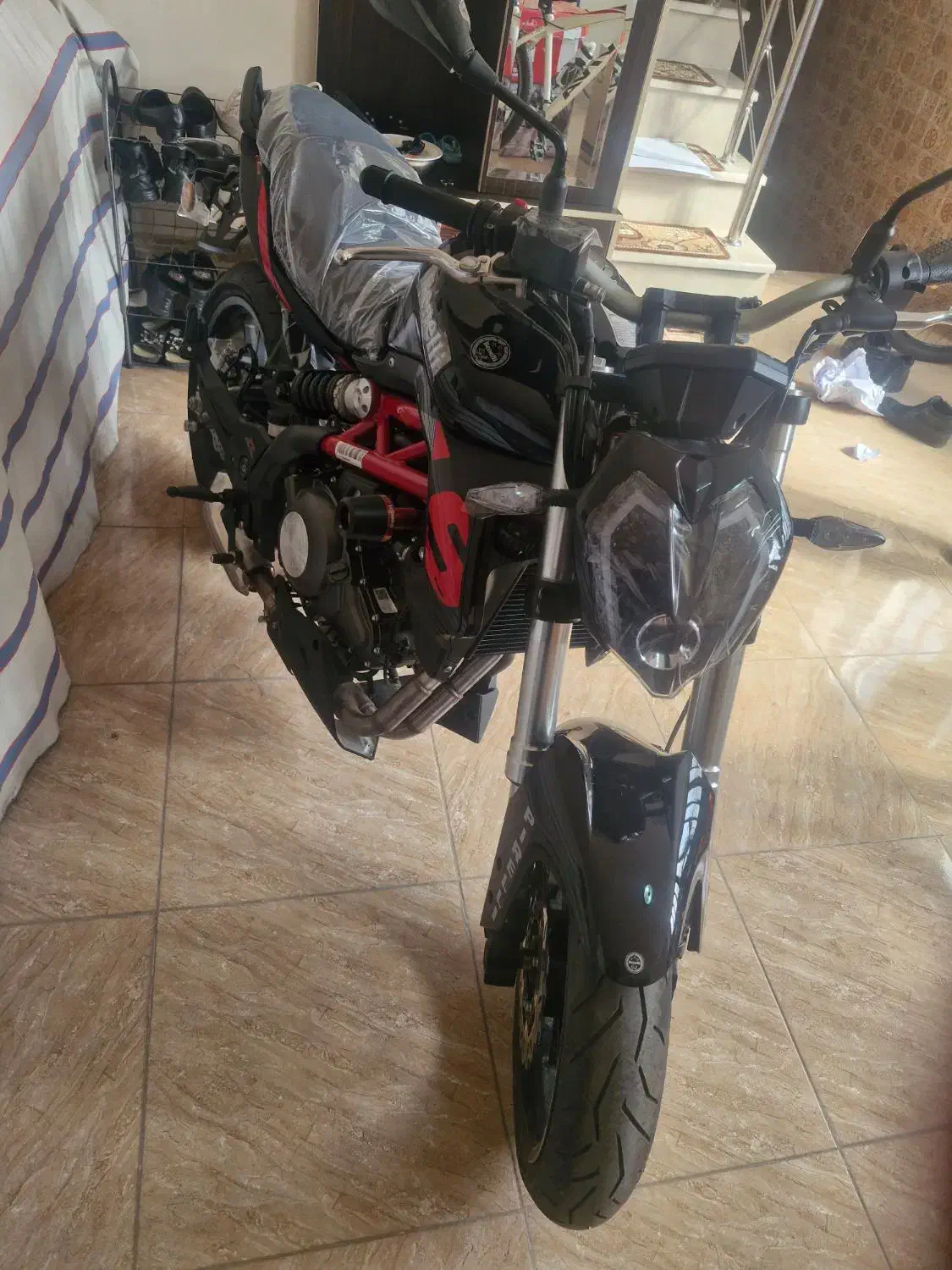 بنلی ۳۰۰  صفر|موتورسیکلت|کاشان, سال آباد|دیوار