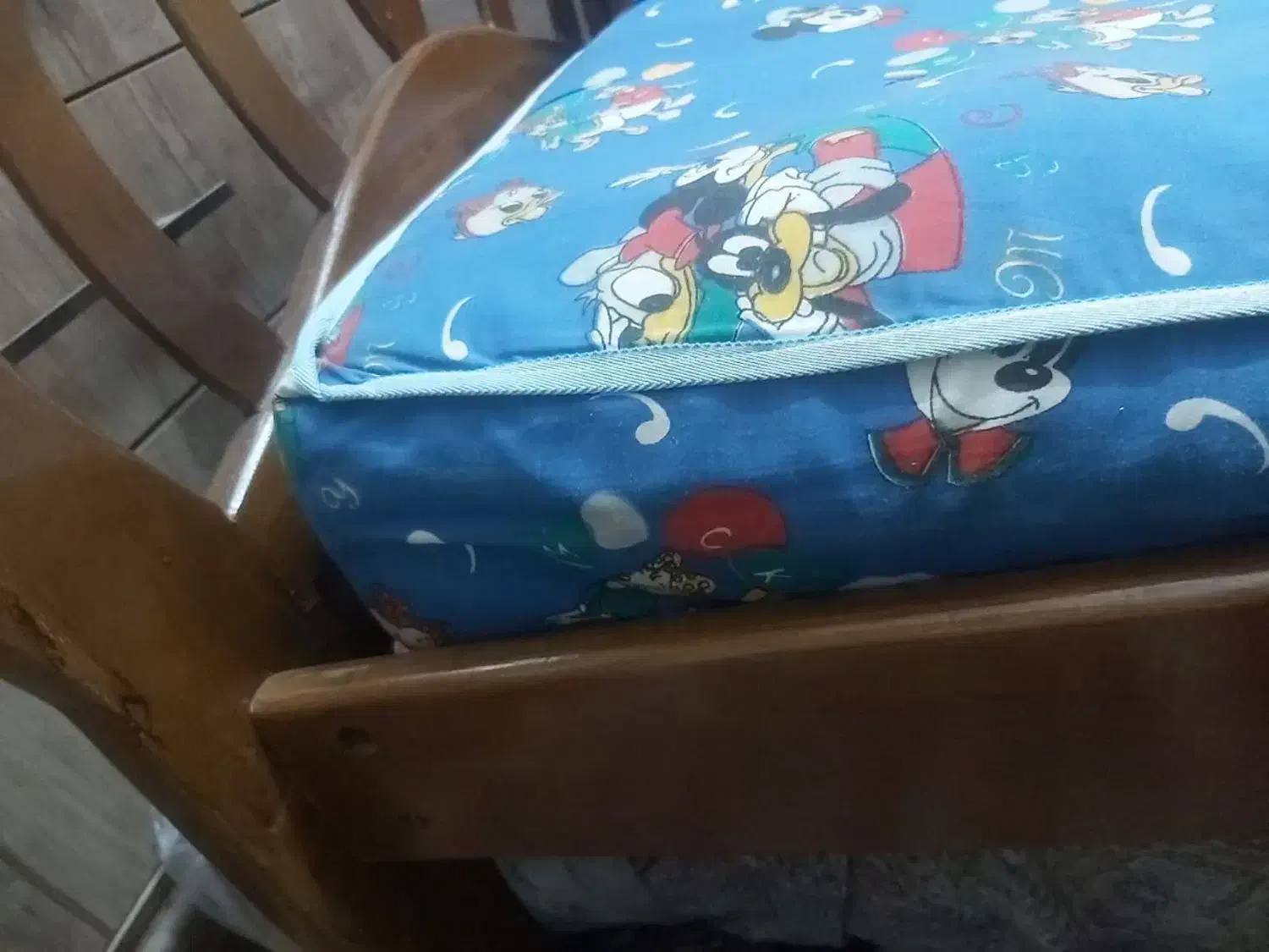 تخت نوجوان|تخت و سرویس خواب|اصفهان, شیخ طوسی|دیوار