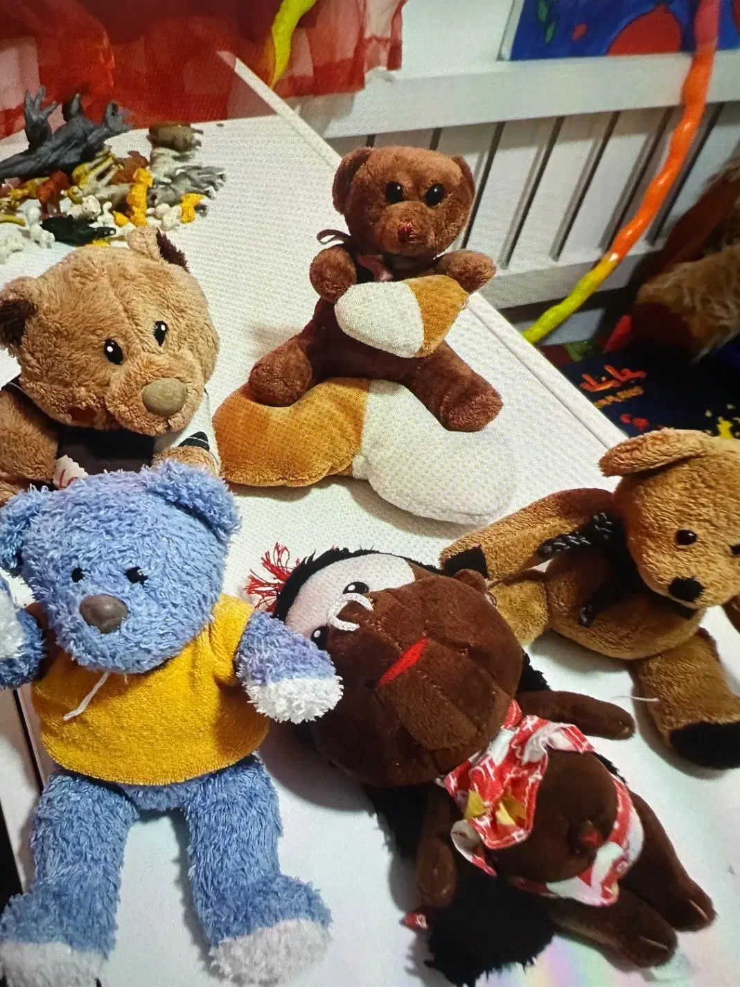 عروسک های کوچکو بامزه|اسباببازی بچه|بابل, |دیوار