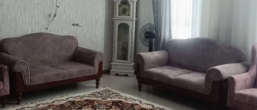 حراج مبل راحتی کم کارکرد|مبلمان خانگی و میز عسلی|بم, |دیوار