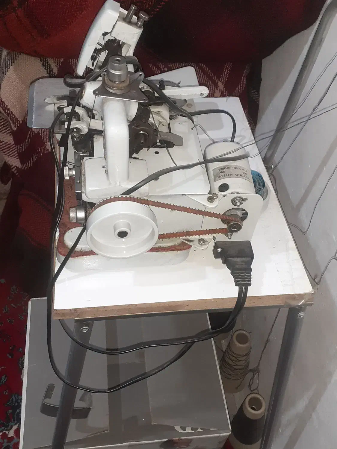 چرخ سردوز|چرخ خیاطی و ریسندگی|سرپل ذهاب, |دیوار