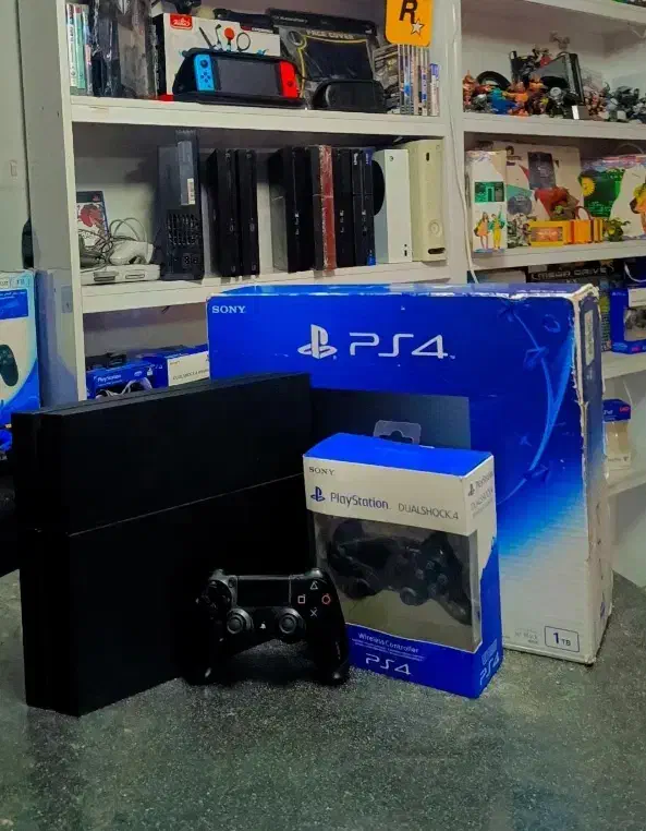 Ps4 یک ترابایت کپی خور|کنسول، بازی ویدئویی و آنلاین|شیراز, شهرک سراج‎|دیوار