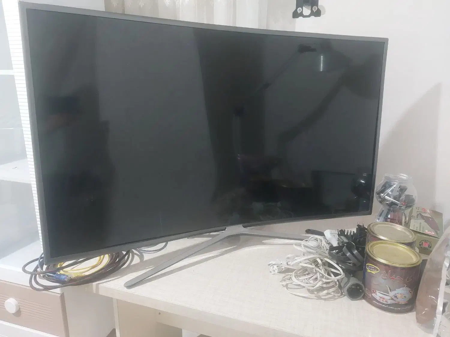 تلوزیون|تلویزیون و پروژکتور|هشتگرد, شهرک بعثت|دیوار