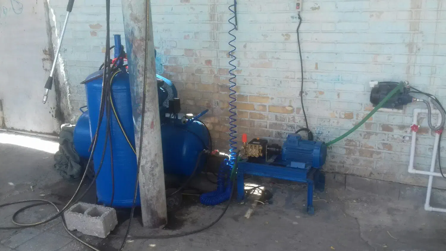 رهن واجاره یک کارگاه  کارواش باتمام تجهیزات|اجارهٔ دفتر صنعتی، کشاورزی، تجاری|اهواز, مجاهد|دیوار