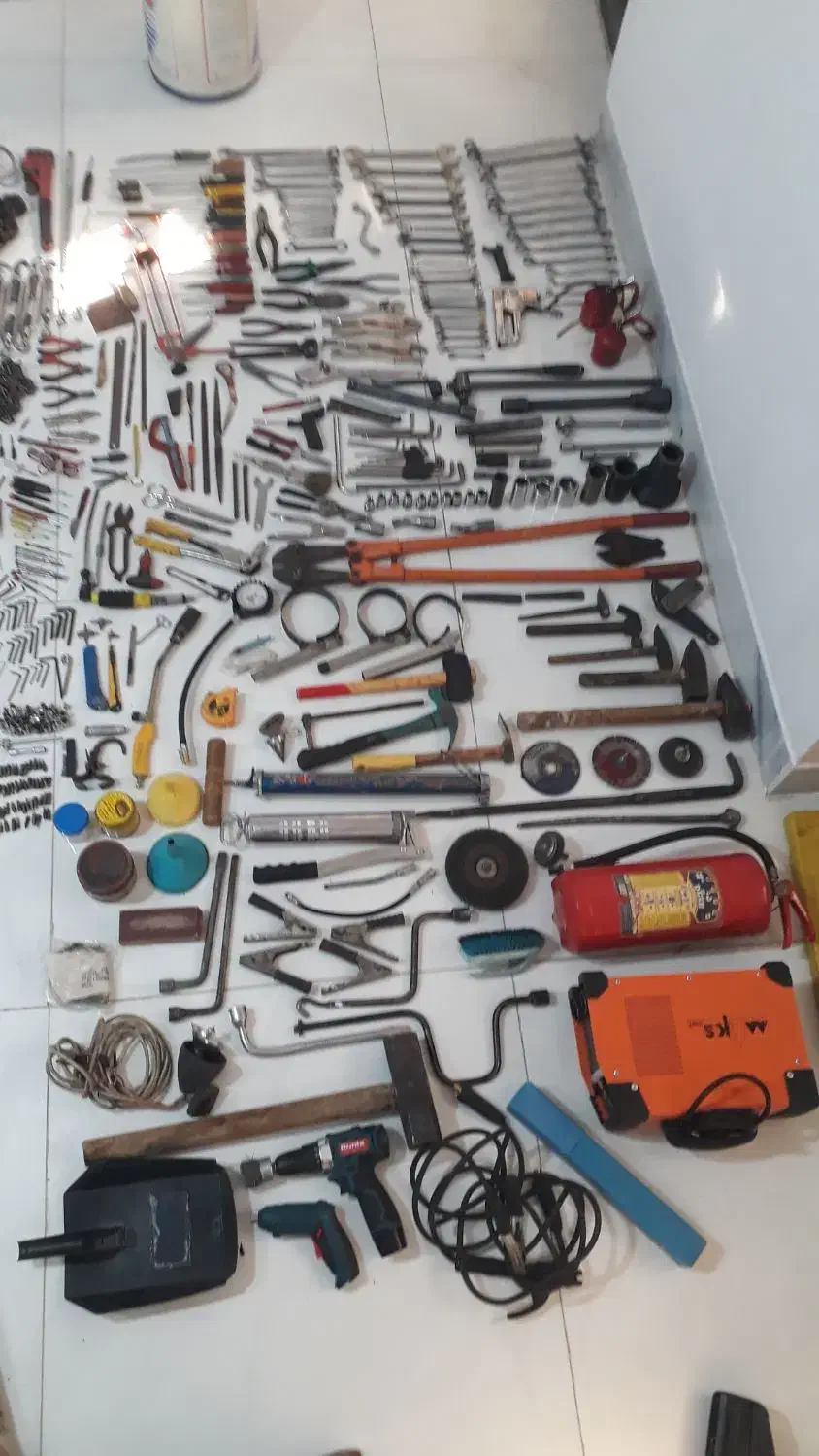 حراج لوازم مکانیکی ابزار لوازم خودرو پیچ مهره و|حراج|اصفهان, خواجه عمید|دیوار