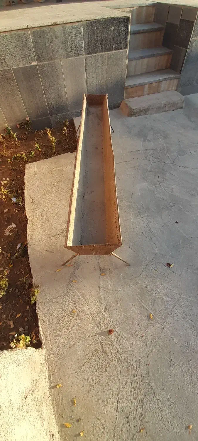 آخور یا همون پوت قدیمی محکم سالم واسه کاه|لوازم جانبی حیوانات|لردگان, |دیوار