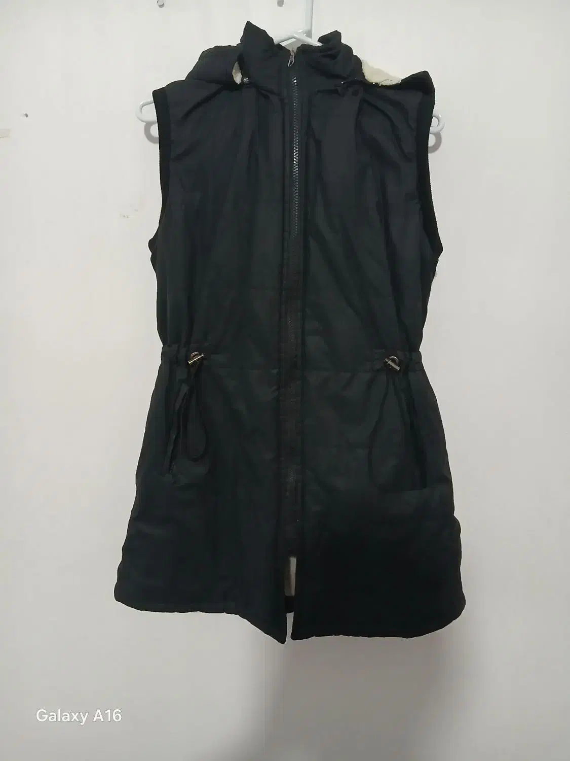 پافر|لباس|کنگاور, |دیوار