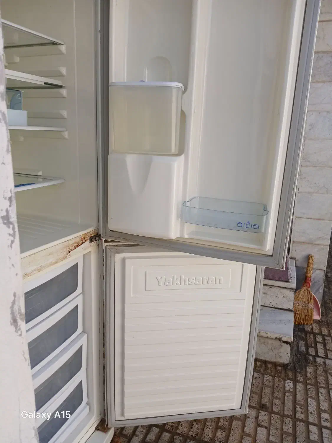 یخچال فریزر پنج کشویی یخساران سالم مرتب ۱۵۰۰۰۰۰۰|یخچال و فریزر|قوچان, |دیوار