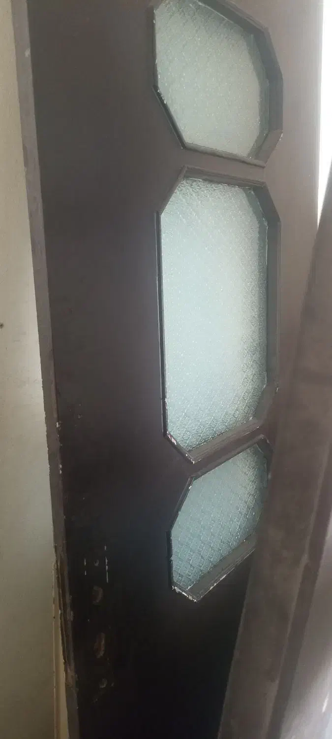 درب چوبی و آهنی|مصالح و تجهیزات ساختمان|مهریز, |دیوار