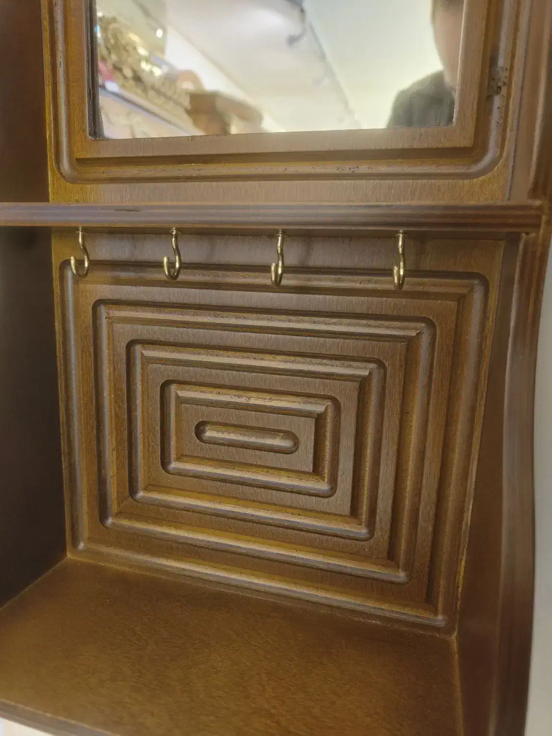 جاکلیدی|آینه|تهران, دهقان|دیوار