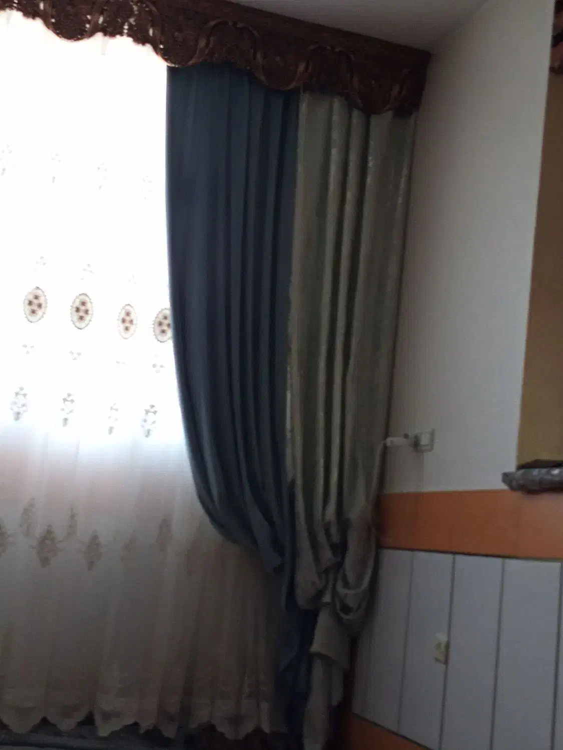 پرده|پرده، رانر، رومیزی|ابریشم, |دیوار