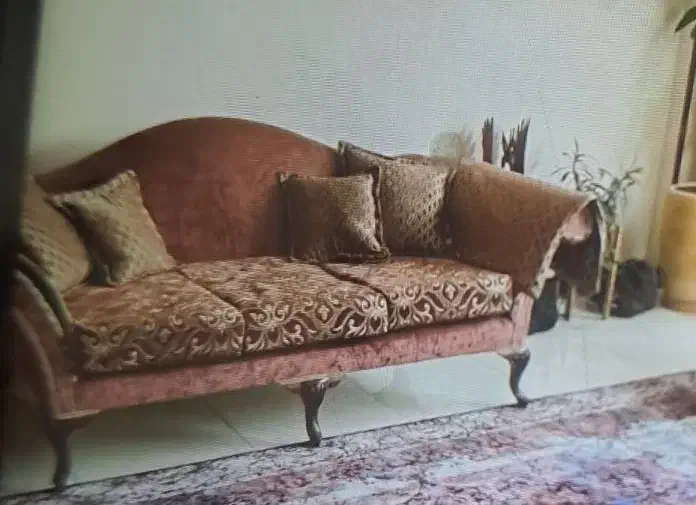 مبل ۶ نفره کلاسیک بدون ایراد کاملا سالم|مبلمان خانگی و میز عسلی|تهران, قصر فیروزه ۱|دیوار