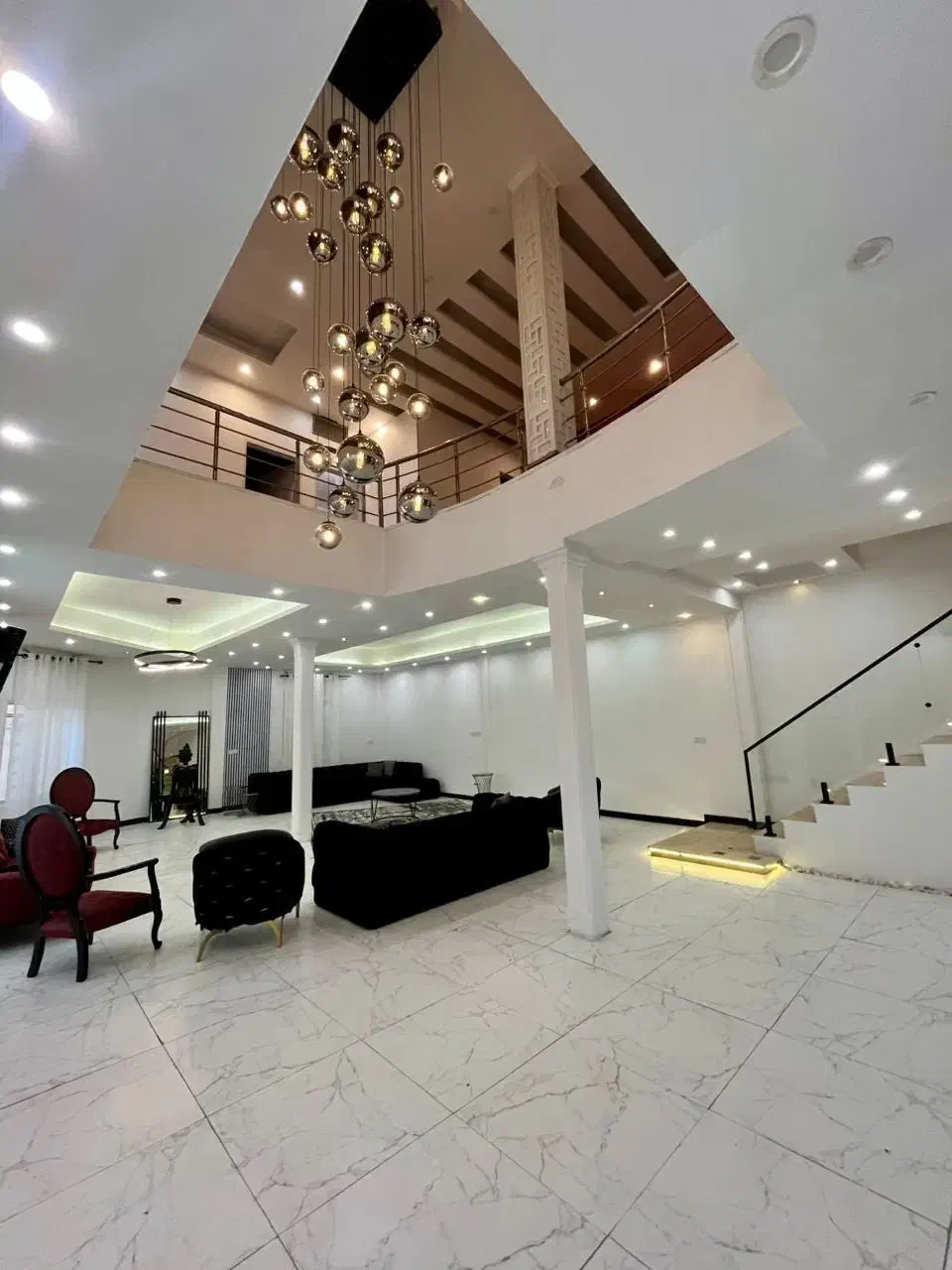 اجاره روزانه ویلا استخردار|اجارهٔ کوتاه‌مدت ویلا و باغ|شاهدشهر, |دیوار