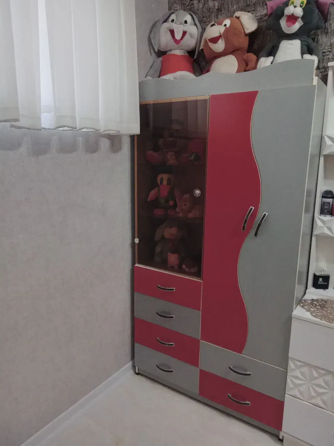 تخت و کمد کودک و نوجوان|تخت و سرویس خواب|اصفهان, بهارستان|دیوار