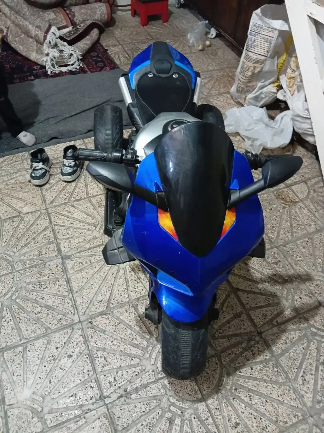 ماشین شارژی|اسباب‌بازی بچه|تبریز, |دیوار