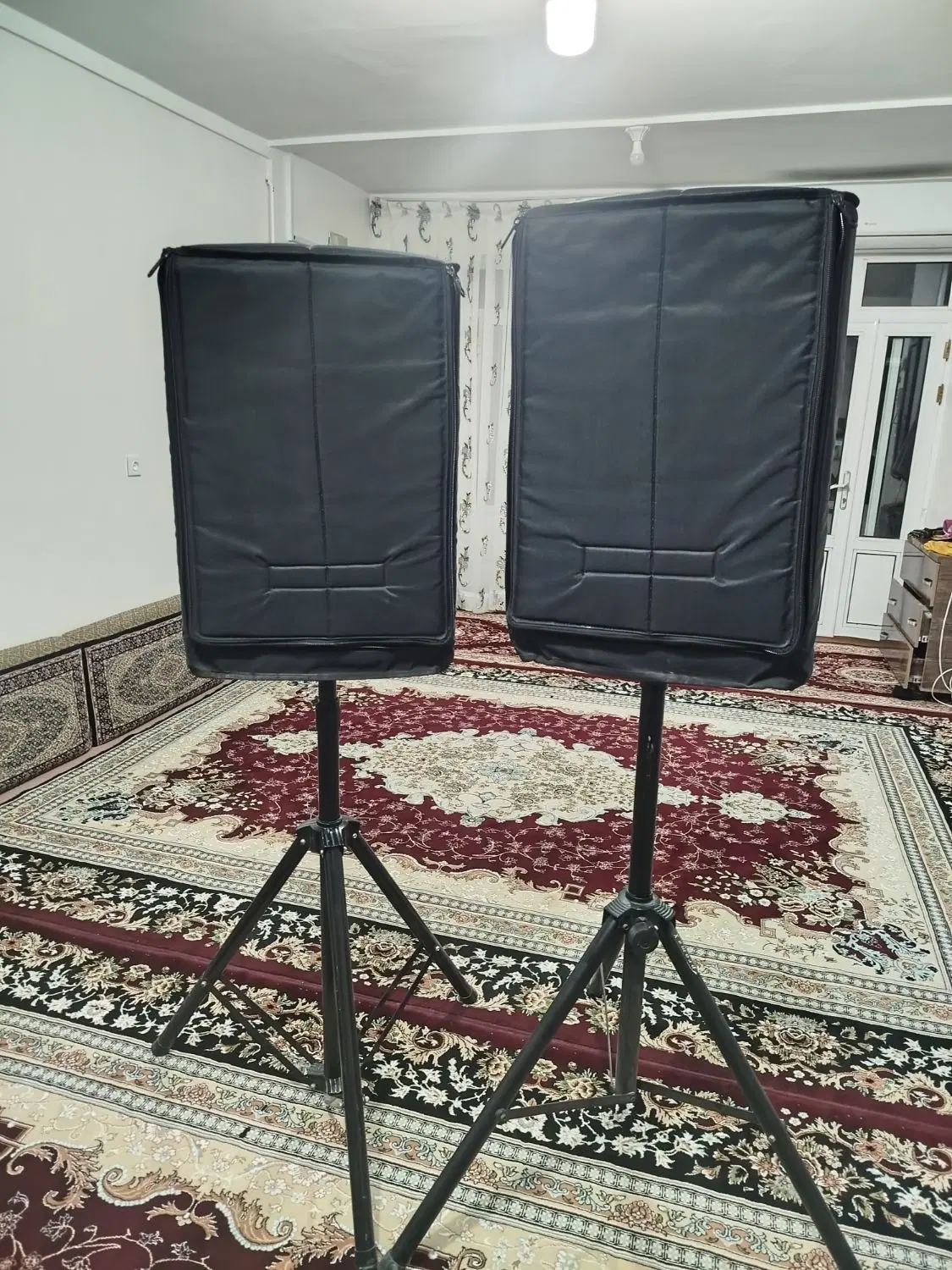 باند|آلات موسیقی|کبودرآهنگ, |دیوار