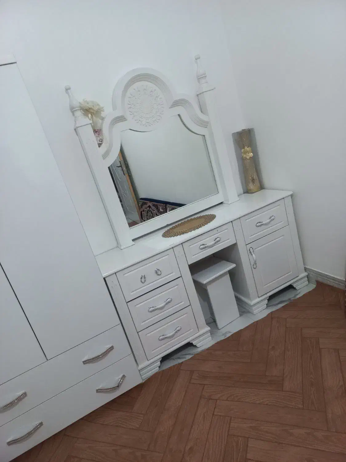 فروشی در حد نو|جاکفشی، کمد، دراور|تاکستان, |دیوار