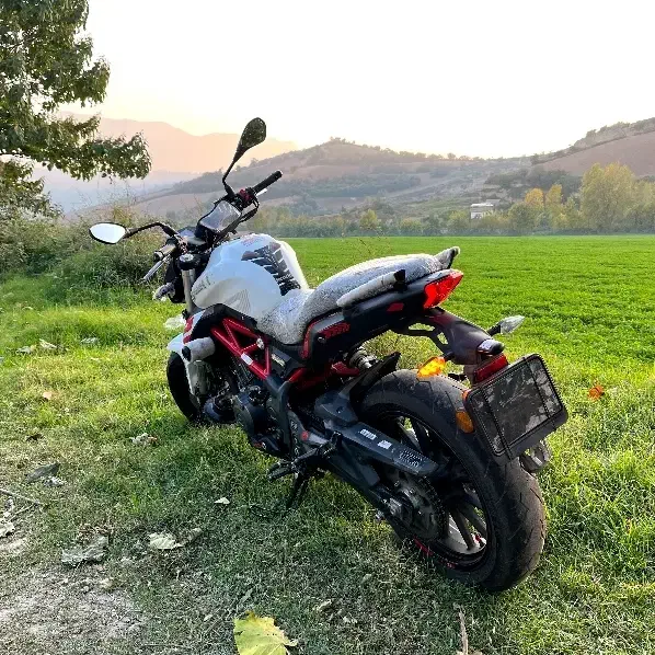 موتور بنلی ۳۰۰ ، مدل ۱۴۰۰|موتورسیکلت|گرگان, |دیوار