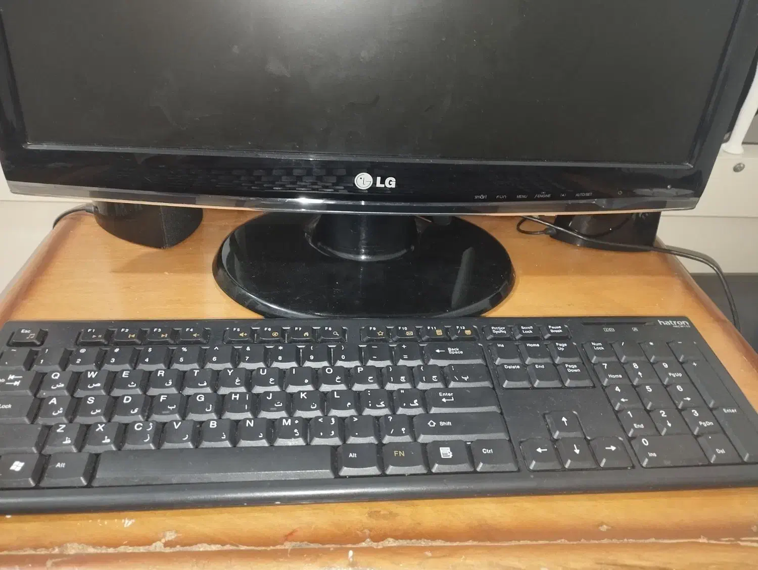 کامپیتر درحد نو|رایانه رومیزی|شاهین‌شهر, شهرک هشت بهشت|دیوار