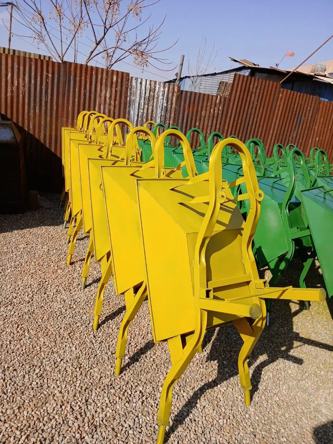 تولیدی انواع فرغون|ابزارآلات|قیامدشت - خاورشهر, |دیوار