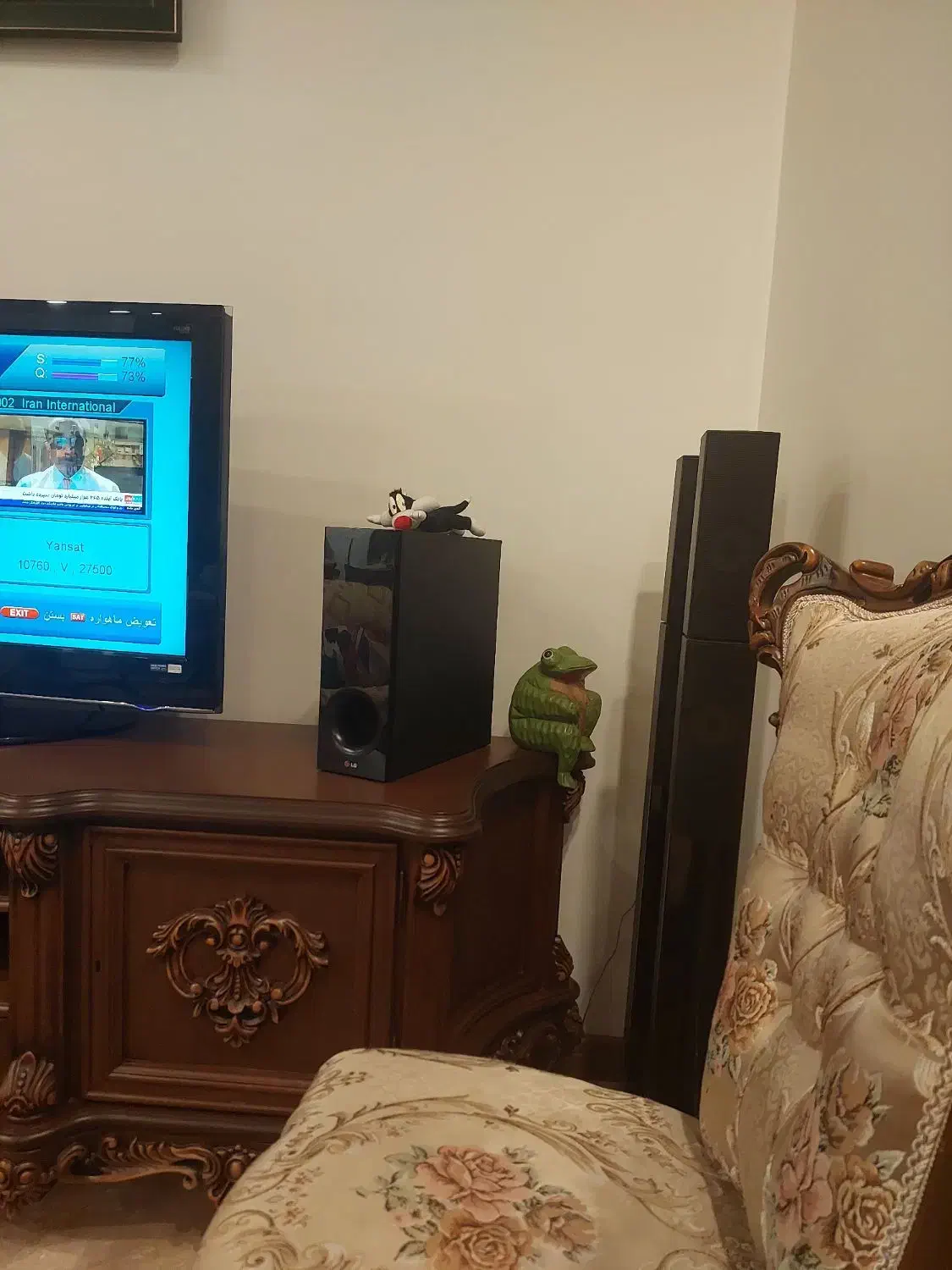 تلویزیون ۳۷اینچ باسینما|تلویزیون و پروژکتور|تهران, دربند|دیوار