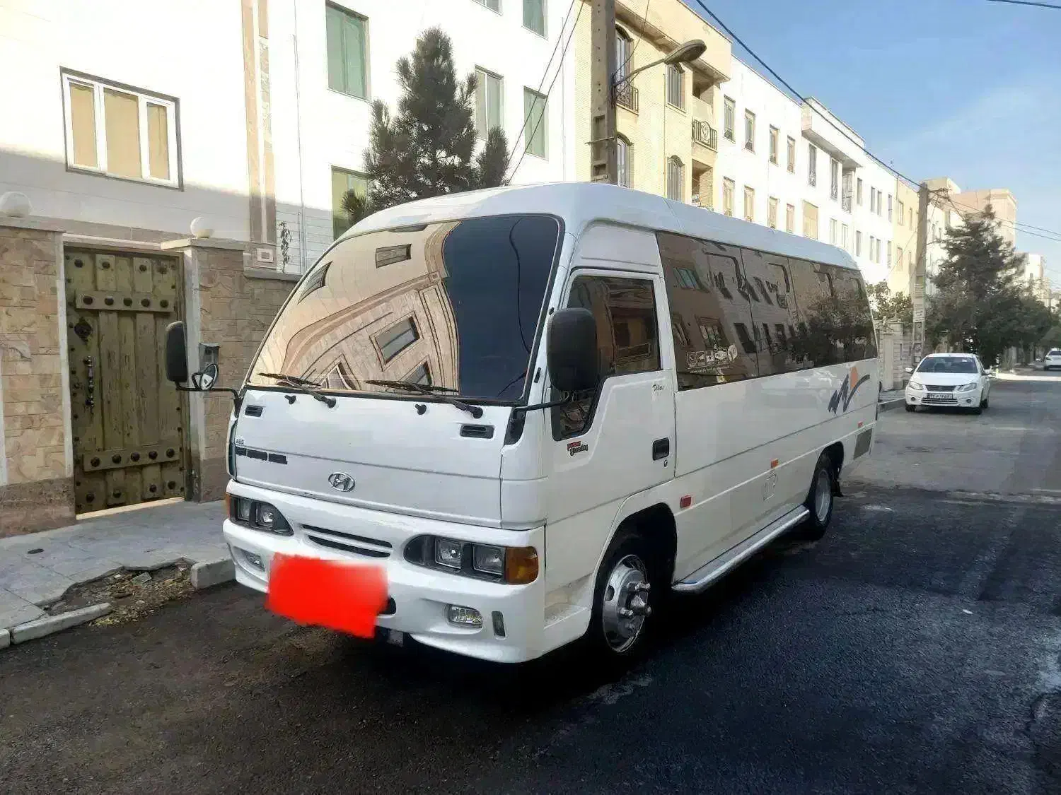 مینی بوس هیوندا  ۸۹|خودرو سنگین|اندیشه, اندیشه فاز ۲|دیوار