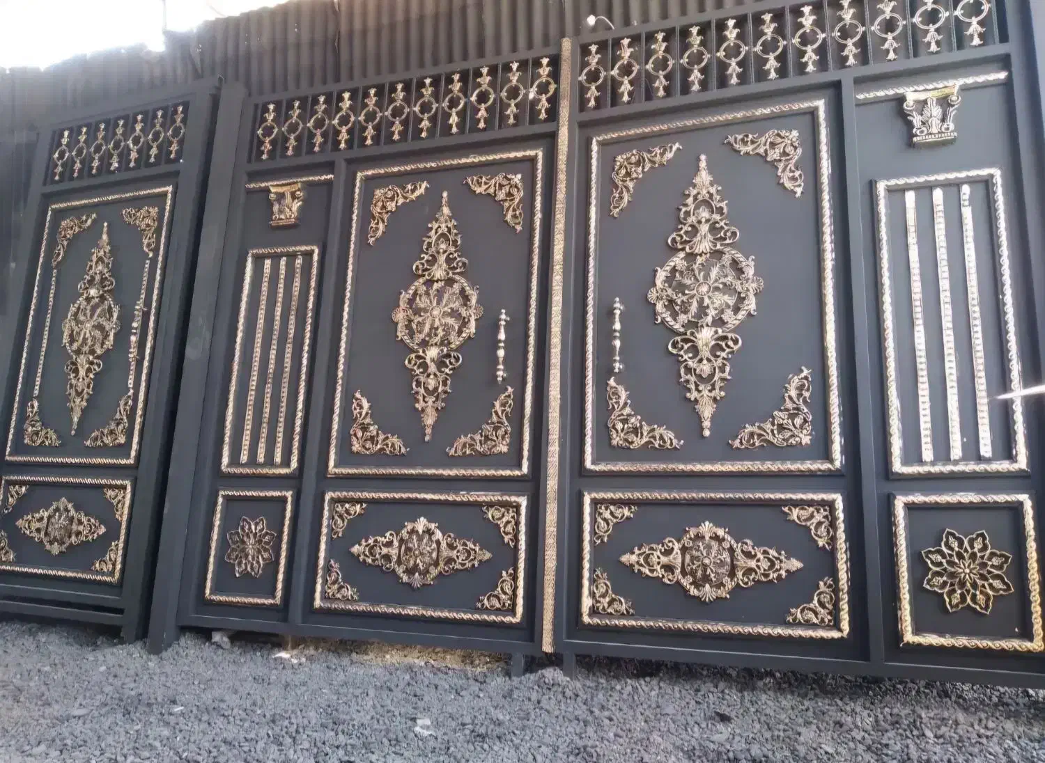 تولید انواع درب حیاط ، ویلا ، کارخانه ، کارگاه|مصالح و تجهیزات ساختمان|اصفهان, لیمجیر|دیوار