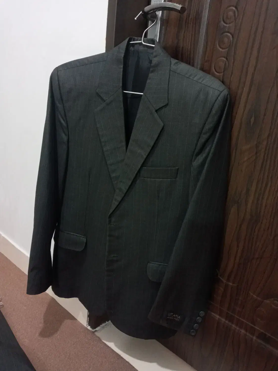 کت و شلوار|لباس|گرگان, |دیوار
