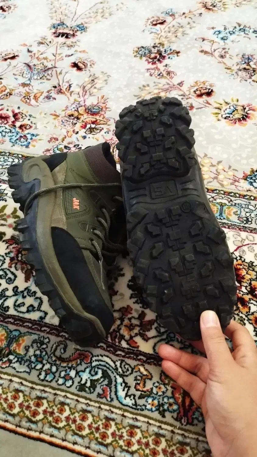 کفش کوهنوردی|کیف، کفش، کمربند|وحیدیه, |دیوار