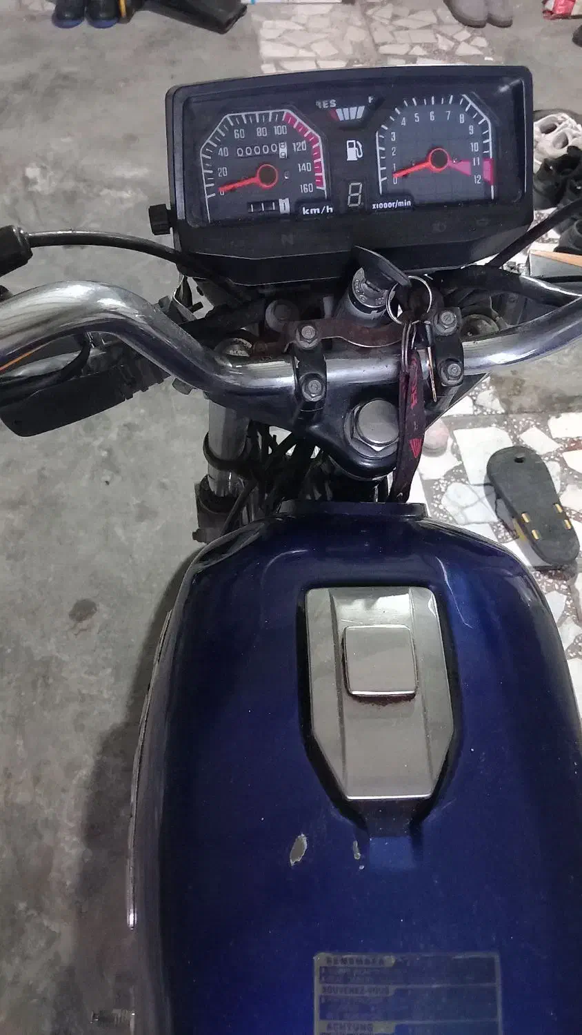 موتور سیکلت|موتورسیکلت|بندر انزلی, کلیور|دیوار