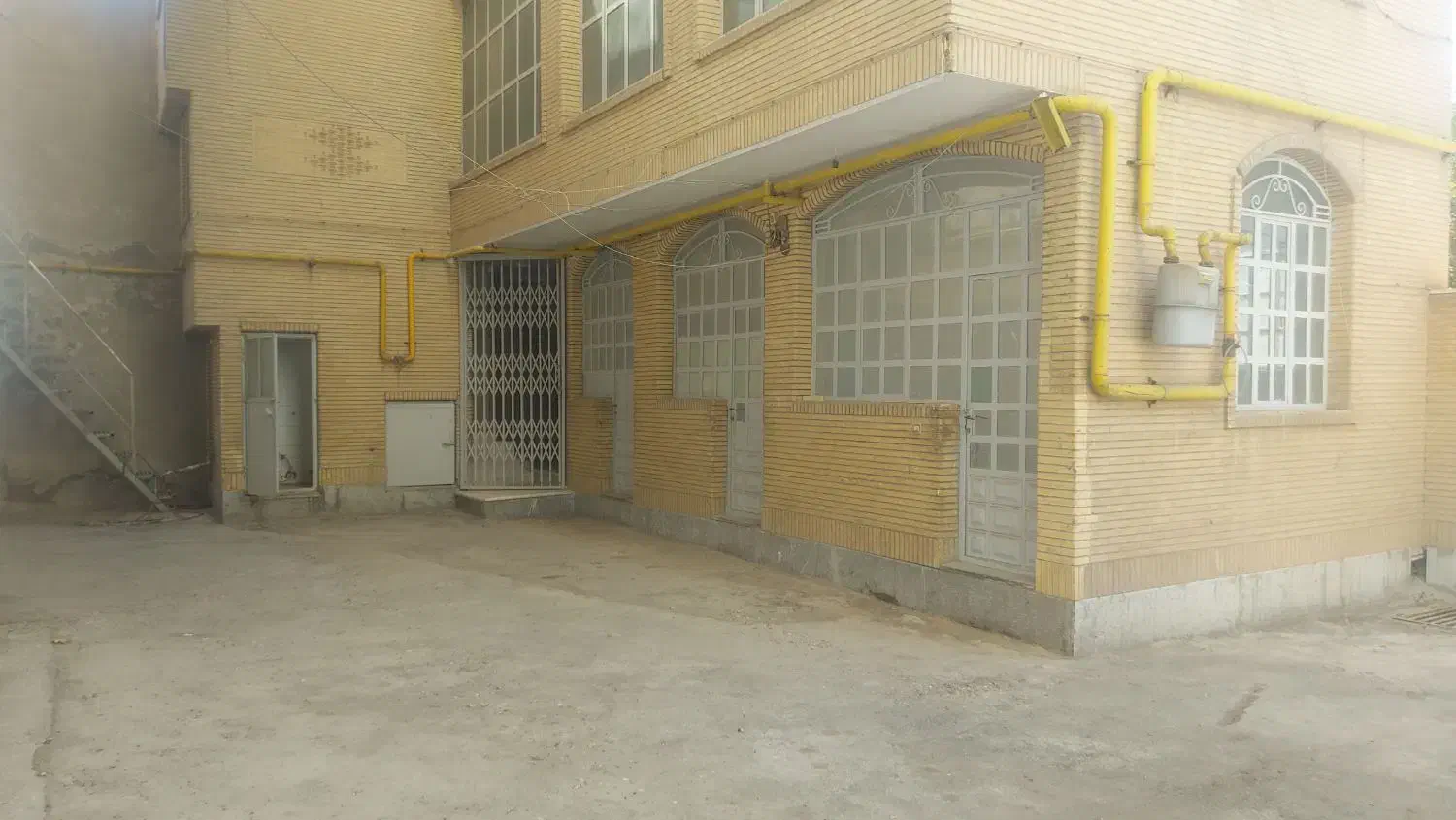 سوله ۱۰۰۰متر برق۴۵۰آمپرالبرز.کد۸۳.املاک.صنعتی.کرمی|اجارهٔ دفتر صنعتی، کشاورزی، تجاری|الوند, |دیوار