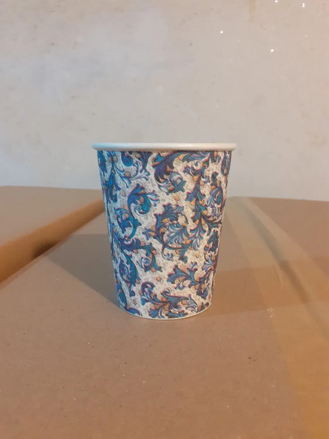 تولیدی لیوان کاغذی|ظروف نگهدارنده، پلاستیکی، یک‌بارمصرف|خوش‌رودپی, |دیوار