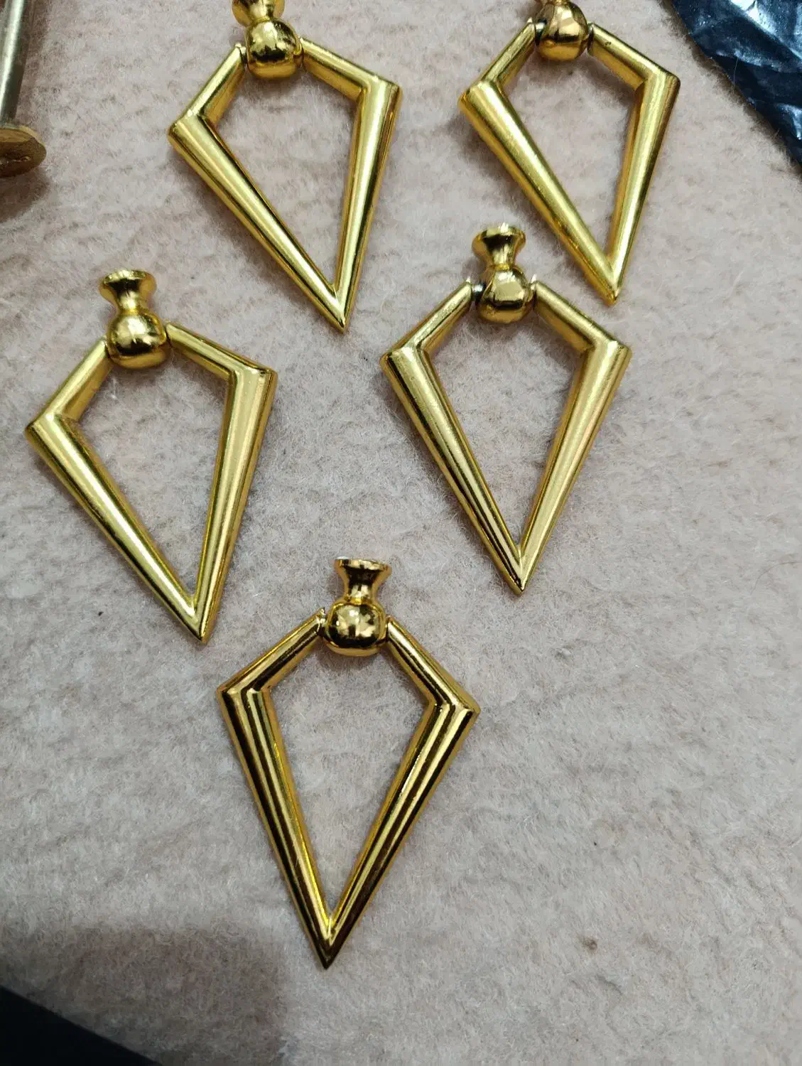 پایه طلایی|مبلمان خانگی و میز عسلی|نیشابور, شهید بهشتی|دیوار