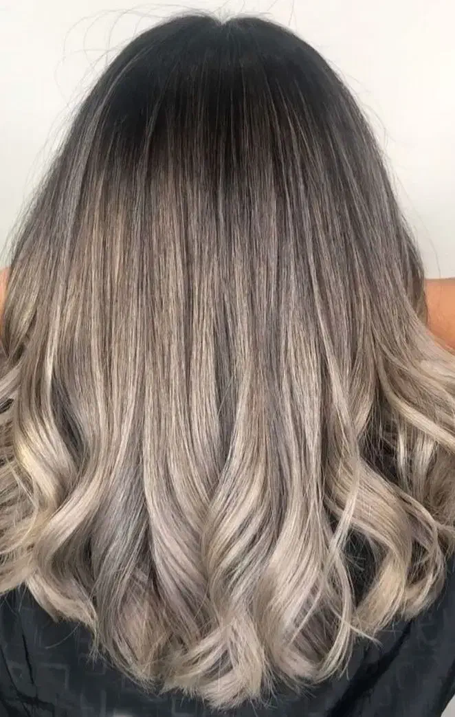 رنگ و لایت به صورت نقد و چکی|خدمات آرایشگری و زیبایی|نجفآباد, بازار|دیوار