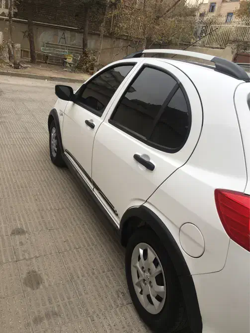 کویک r سفید مشکی پارس خودریی|خودرو سواری و وانت|تهران, تهرانپارس شرقی|دیوار