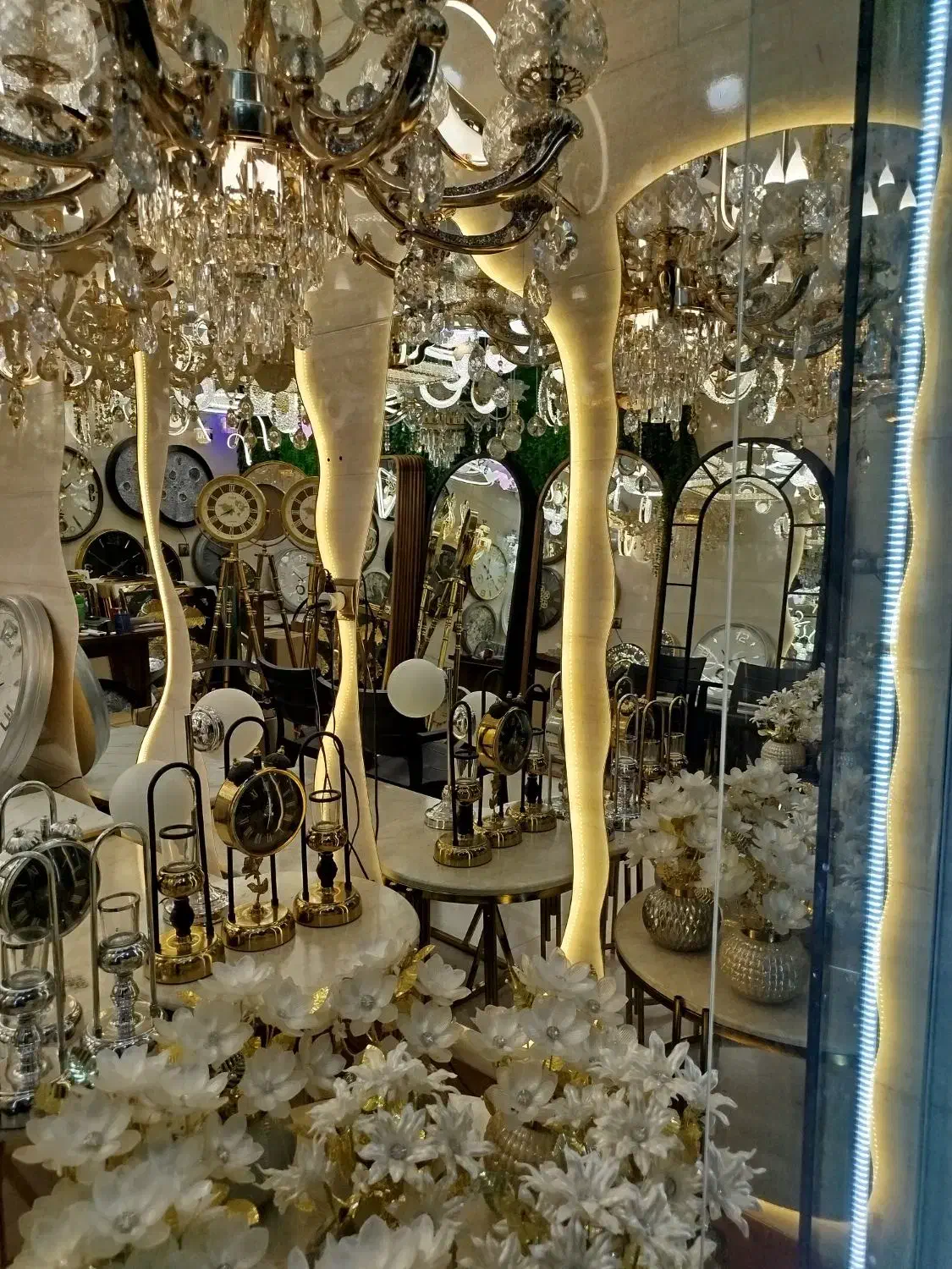 ایینه|آینه|شوشتر, |دیوار