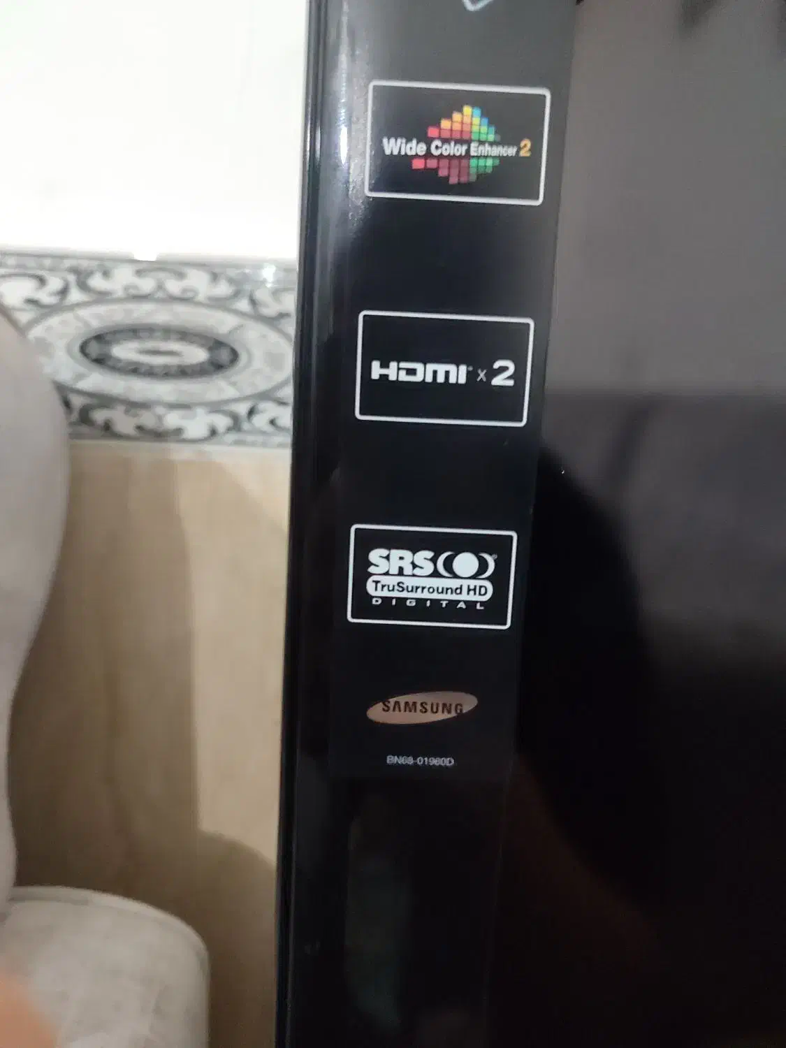 تلویزیون|تلویزیون و پروژکتور|هشتگرد, شهرک وحدت|دیوار