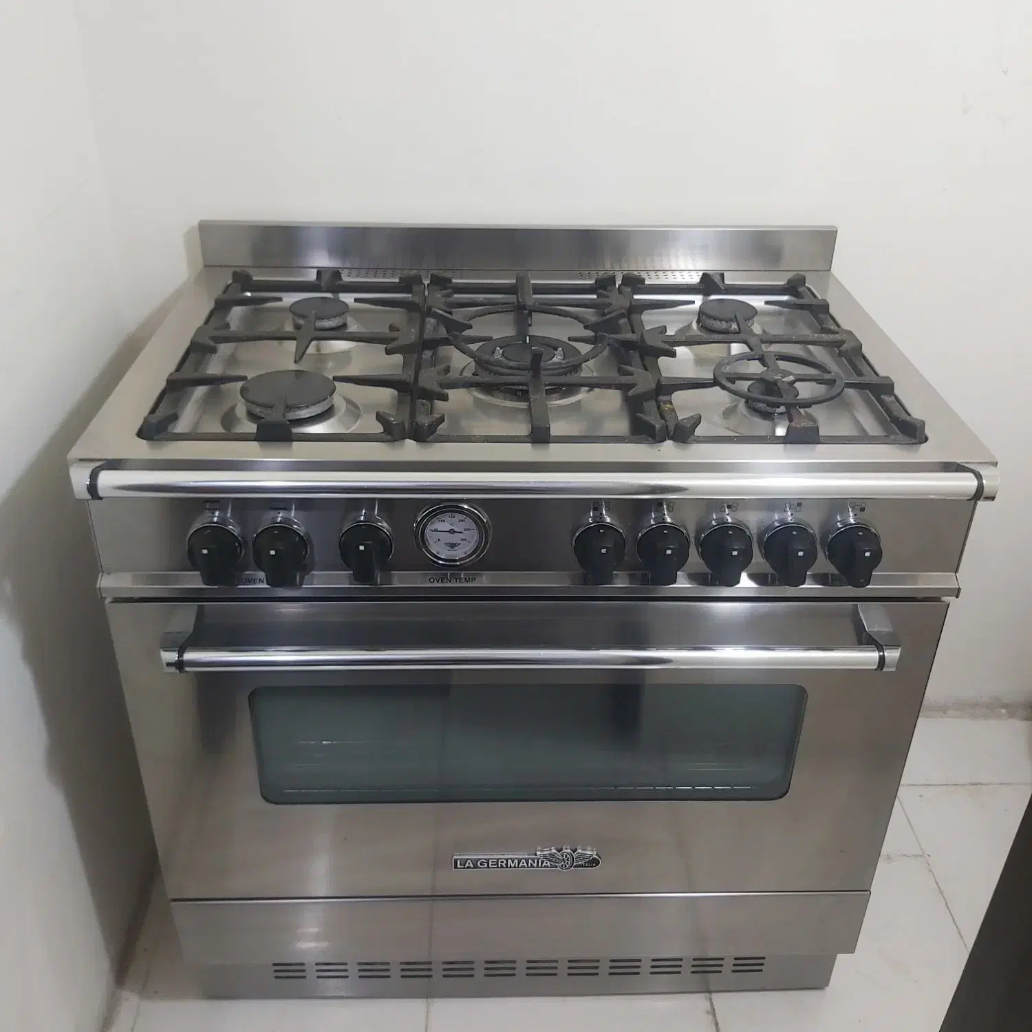 اجاق گاز فر دار لوکس La Germania (لاجرمانیـا)|اجاق گاز و لوازم برقی پخت‌وپز|تهران, تهرانپارس غربی|دیوار
