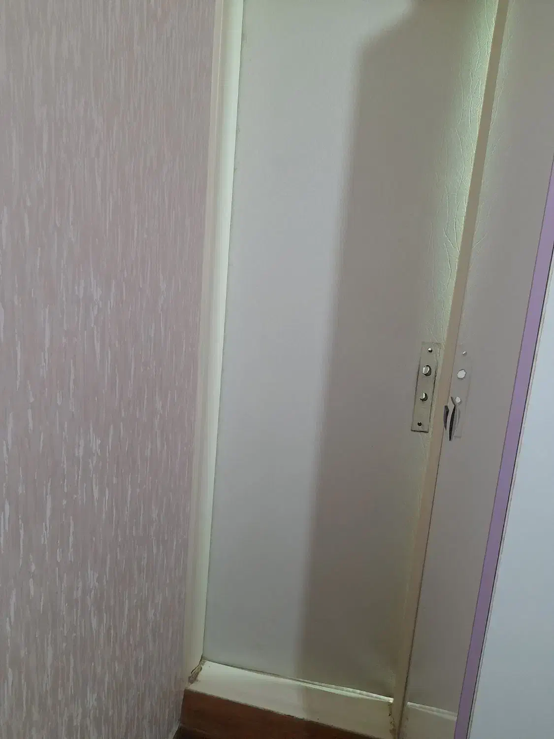 درب ضد آب|مصالح و تجهیزات ساختمان|اندیشه, اندیشه فاز ۴|دیوار