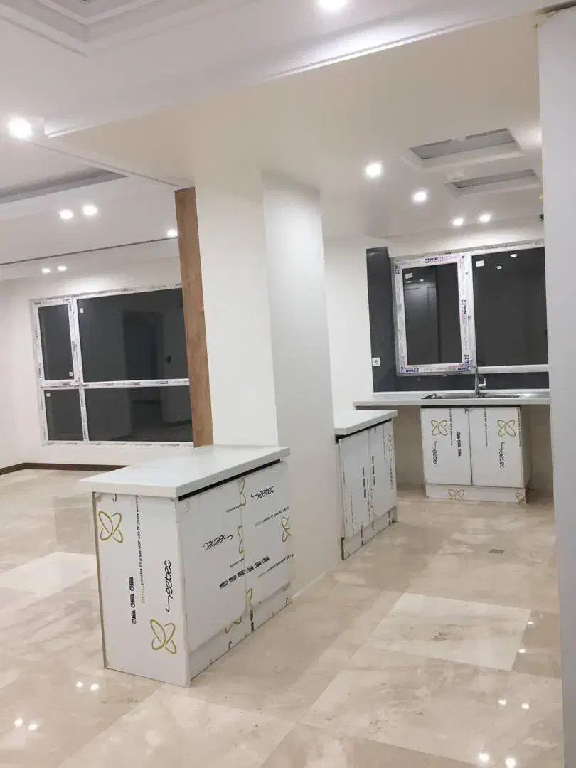 ۱۱۰ متر / ۲ خواب / کلیدنخورده /فول