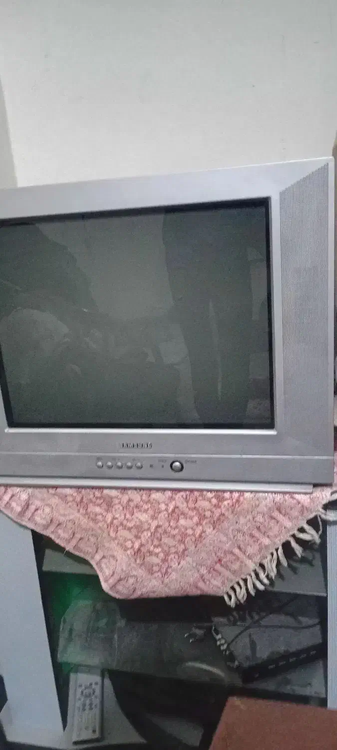 تلویزیون ۲۱|تلویزیون و پروژکتور|کاشمر, |دیوار