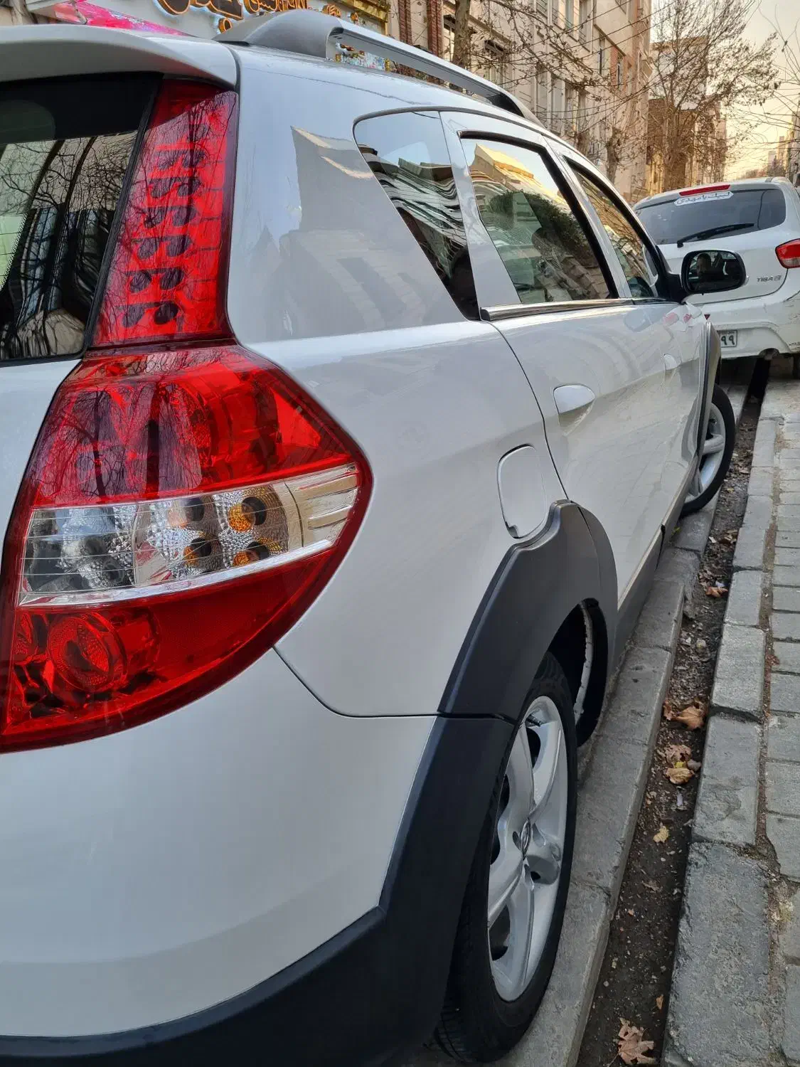 اچ سی کراس h30 آخر۹۷،مشابه صفر خشک ۶۰تا کار|خودرو سواری و وانت|تهران, نازی‌آباد|دیوار