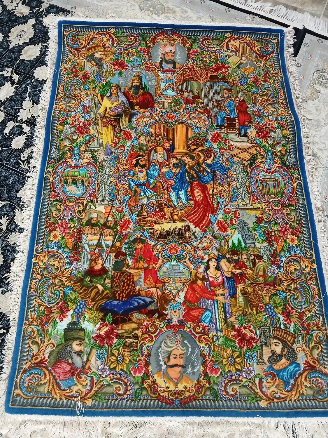 فرش دستبافت سلاطین|فرش|کرمانشاه, |دیوار