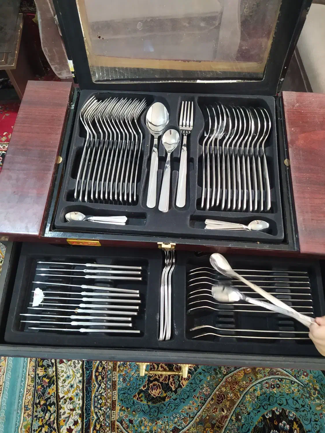 کنسول جاقاشقی|آب‌چکان و نظم‌دهنده ظروف|قم, نیروگاه|دیوار