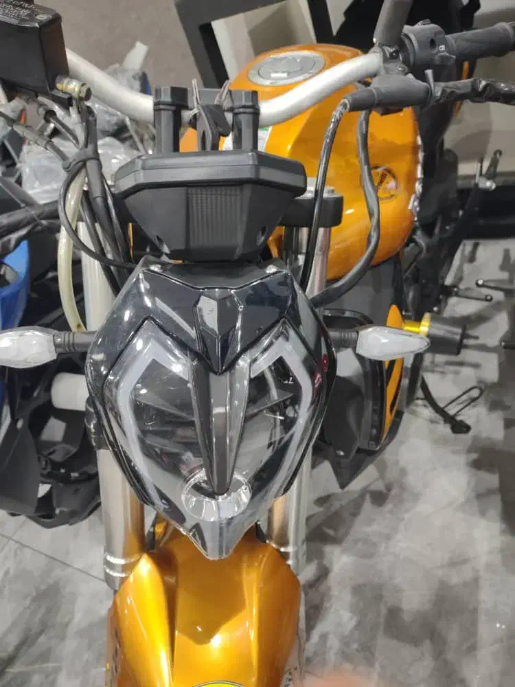 بنای 300طلایی جفت|موتورسیکلت|کرج, گوهردشت|دیوار