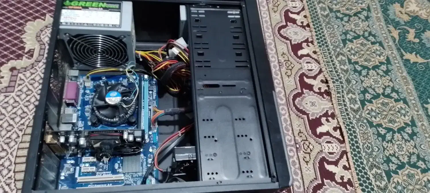 کیس کامپیوتر خانگی|رایانه رومیزی|خوی, |دیوار