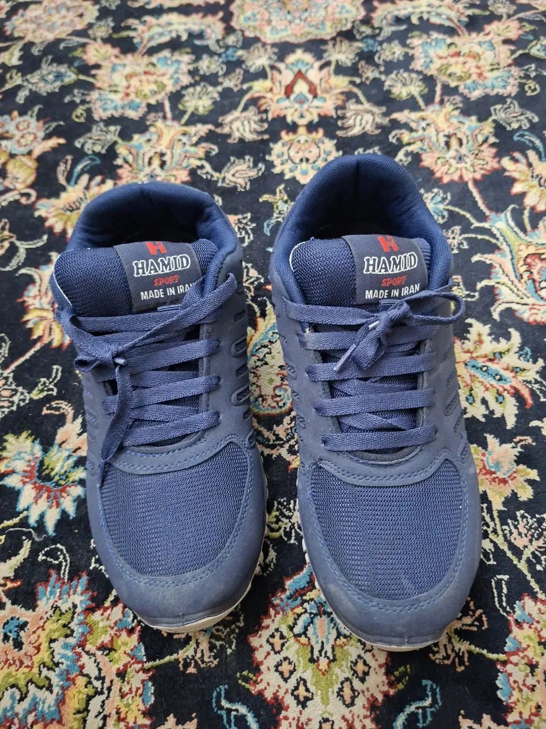 کتونی|کیف، کفش، کمربند|دامغان, |دیوار